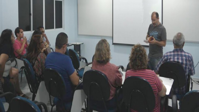 <i>Café com Kardec <br/> Local/Data: Instituto Social Iris / Janeiro 2017. 
                </i>