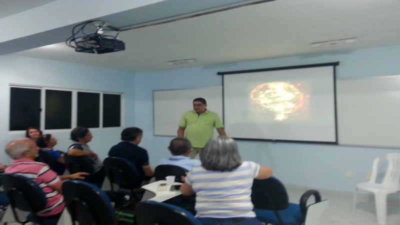 <i>Palestra: Mentomagnetismo <br/> Coordenador: Gustavo <br/> Local/Data: Instituto Social Iris / Outubro 2016. 
                </i>